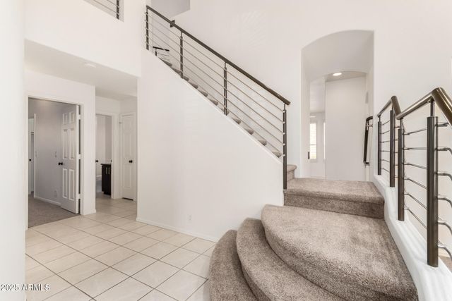 16803 S 24TH Place, Phoenix, AZ 85048