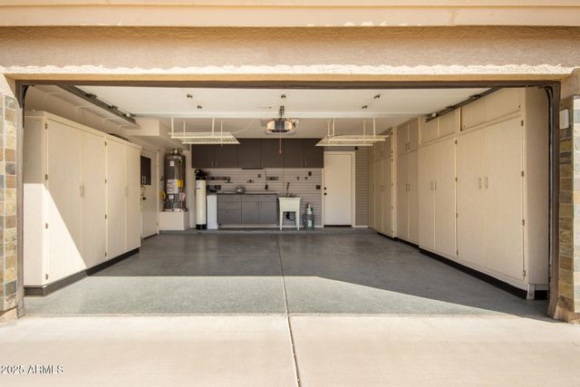 16803 S 24TH Place, Phoenix, AZ 85048