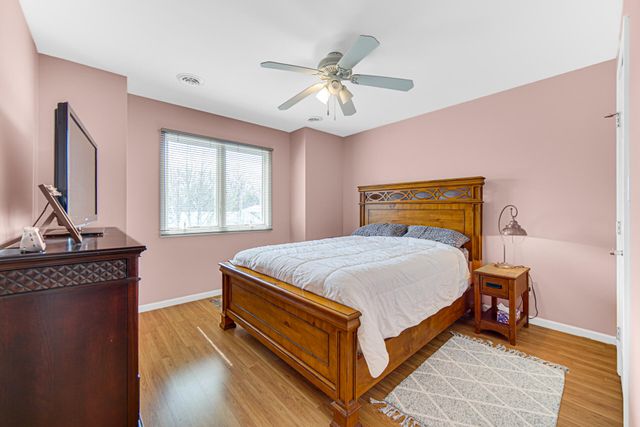 250 W 128th Place, Crown Point, IN 46307