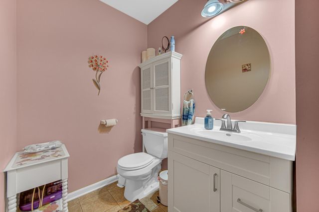 250 W 128th Place, Crown Point, IN 46307