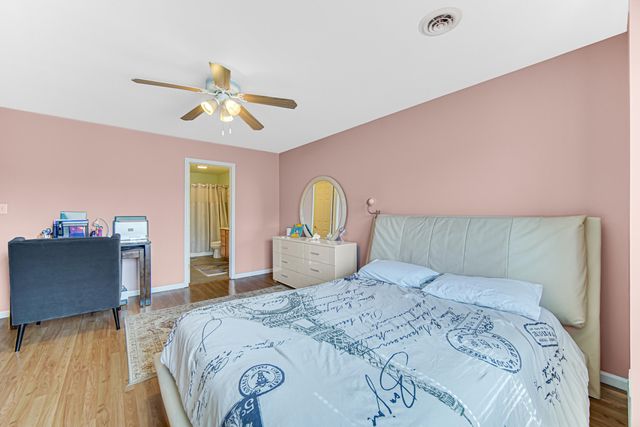 250 W 128th Place, Crown Point, IN 46307