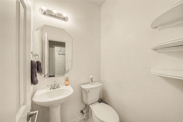 6113 Farrah Drive, Fort Worth, TX 76131