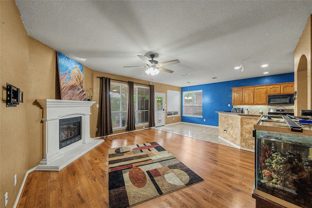 6113 Farrah Drive, Fort Worth, TX 76131