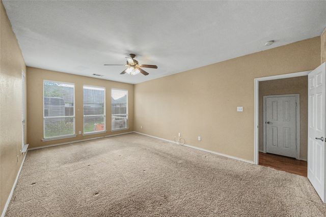 6113 Farrah Drive, Fort Worth, TX 76131