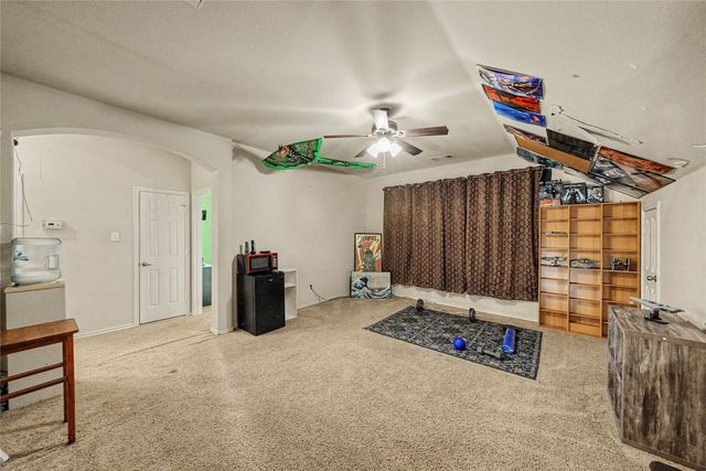 6113 Farrah Drive, Fort Worth, TX 76131