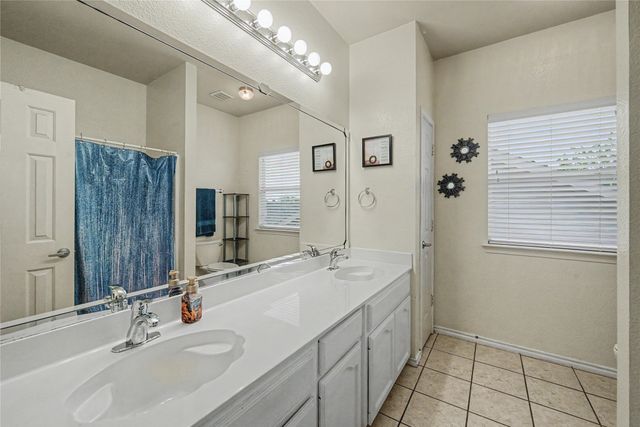 6113 Farrah Drive, Fort Worth, TX 76131