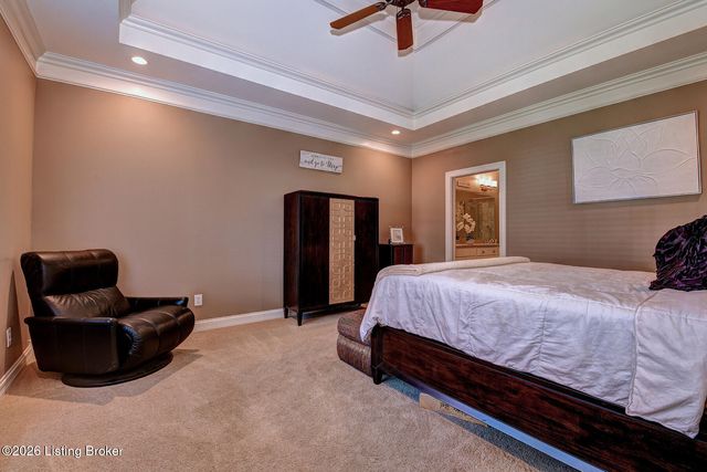 3336 Ridge Brook Cir, Louisville, KY 40245