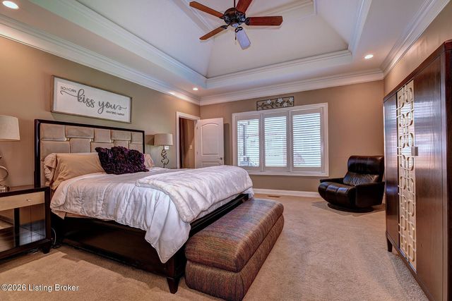 3336 Ridge Brook Cir, Louisville, KY 40245