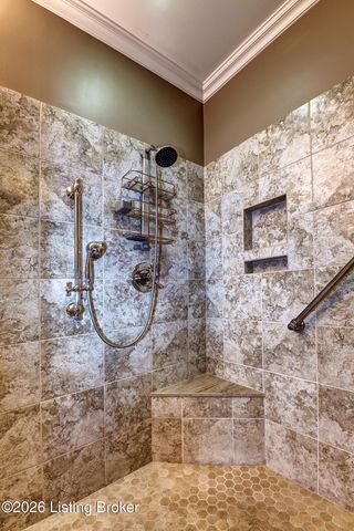 3336 Ridge Brook Cir, Louisville, KY 40245