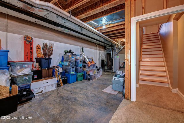 3336 Ridge Brook Cir, Louisville, KY 40245