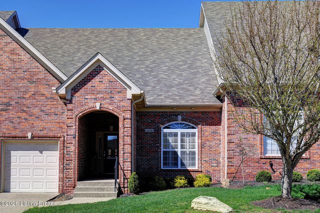 3336 Ridge Brook Cir, Louisville, KY 40245