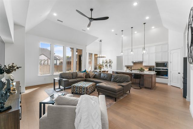 1901 Rockwood Lane, Mansfield, TX 76063