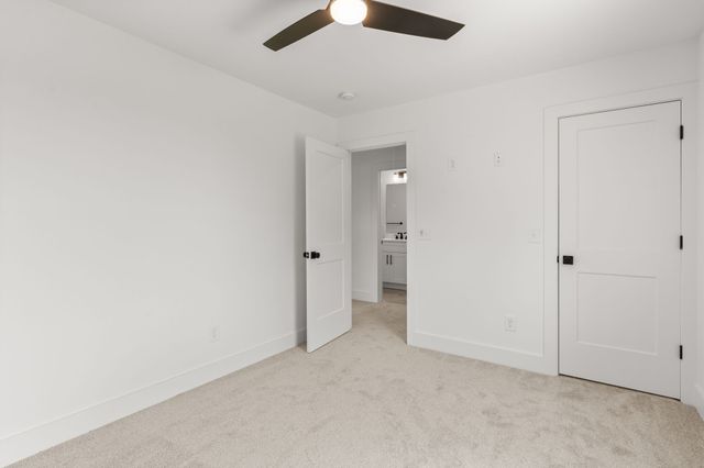 1024 Scenic View Ct, Old Hickory, TN 37138