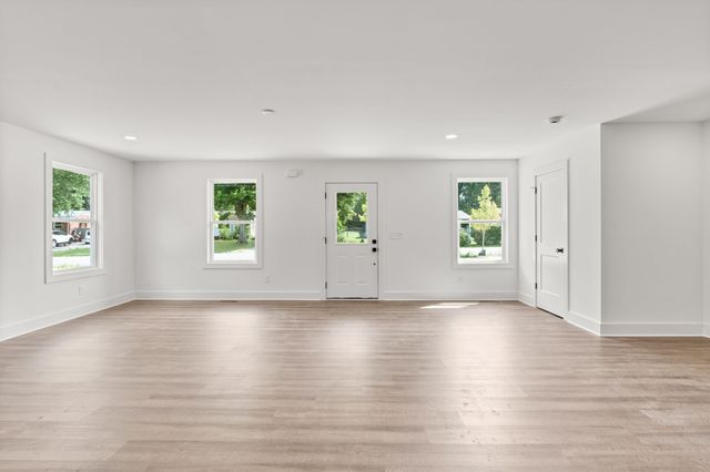 1024 Scenic View Ct, Old Hickory, TN 37138