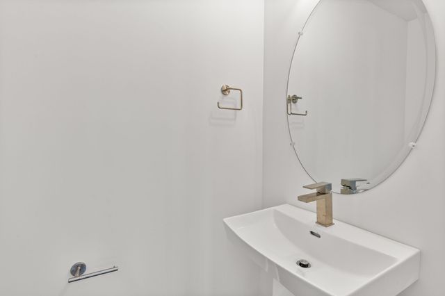 1024 Scenic View Ct, Old Hickory, TN 37138