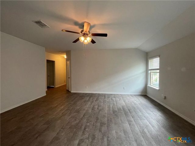 6161 Lavaca Drive, Belton, TX 76513