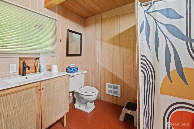 98 Hidden Cove, Lilliwaup, WA 98555