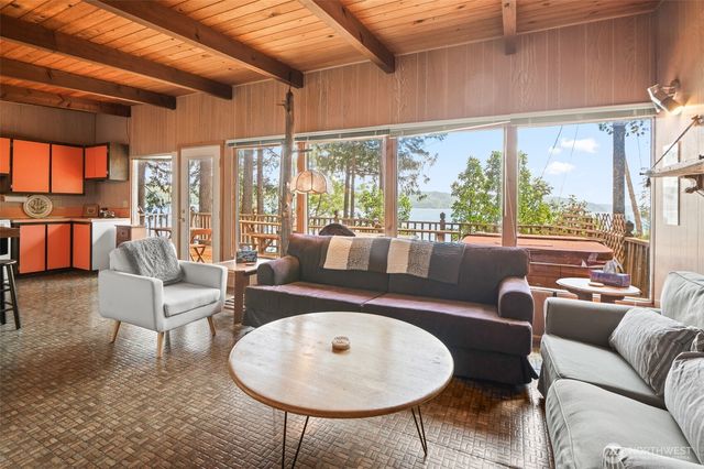 98 Hidden Cove, Lilliwaup, WA 98555