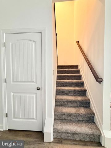 134 STEPHENSON RD, Camp Hill, PA 17011