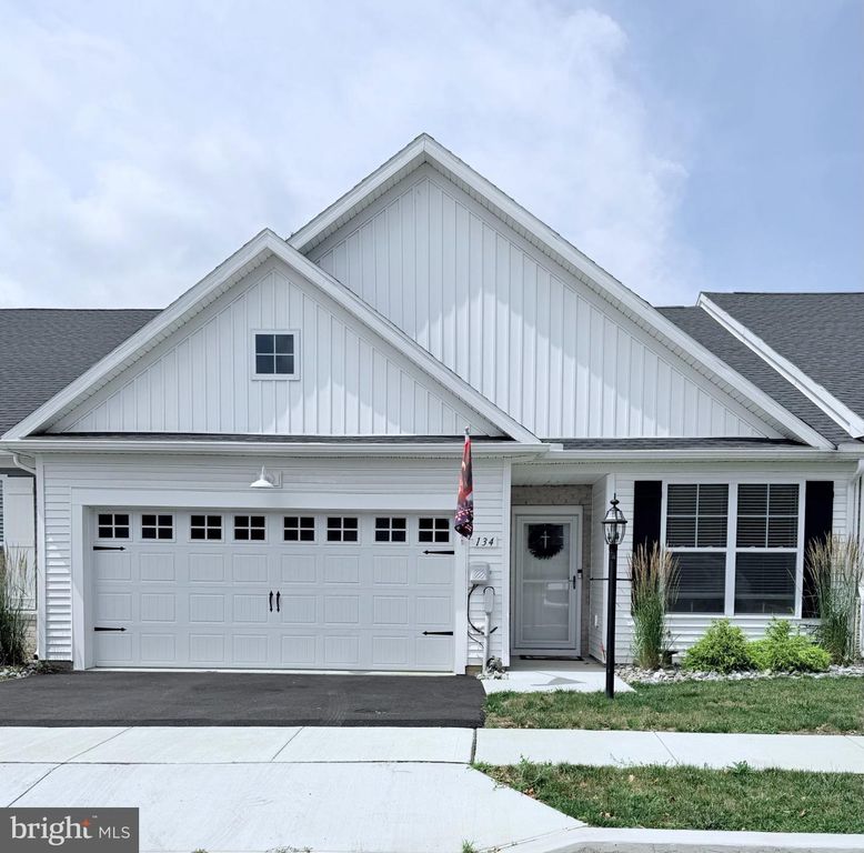 134 STEPHENSON RD, Camp Hill, PA 17011
