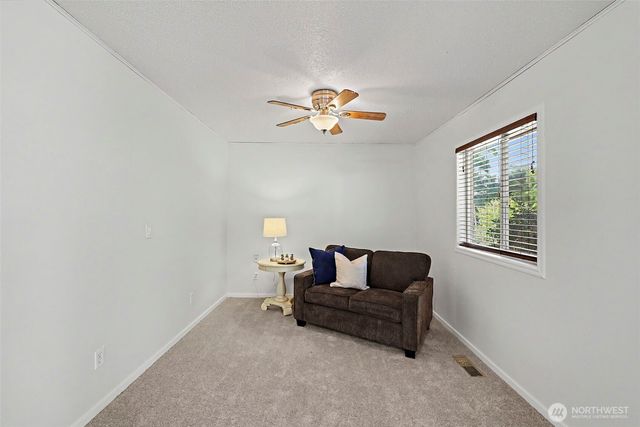 29425 34th Avenue S, Auburn, WA 98001