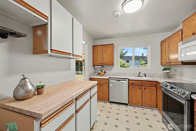 29425 34th Avenue S, Auburn, WA 98001