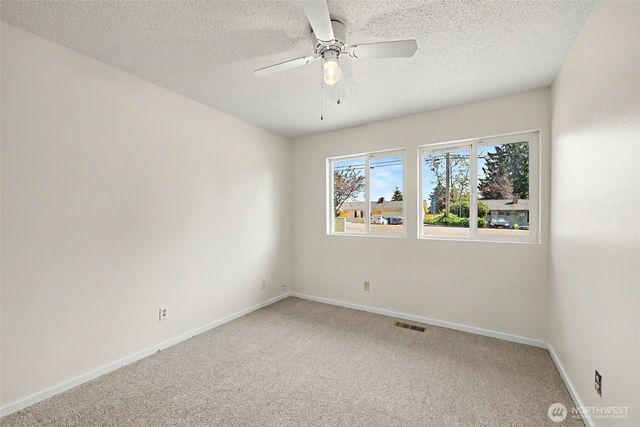 29425 34th Avenue S, Auburn, WA 98001