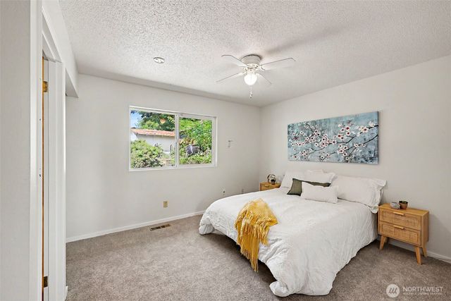 29425 34th Avenue S, Auburn, WA 98001