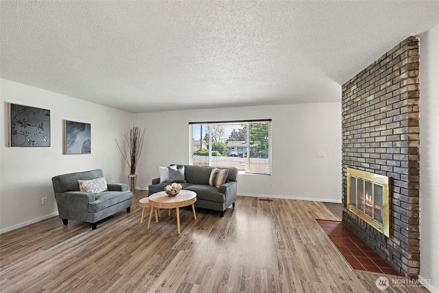 29425 34th Avenue S, Auburn, WA 98001
