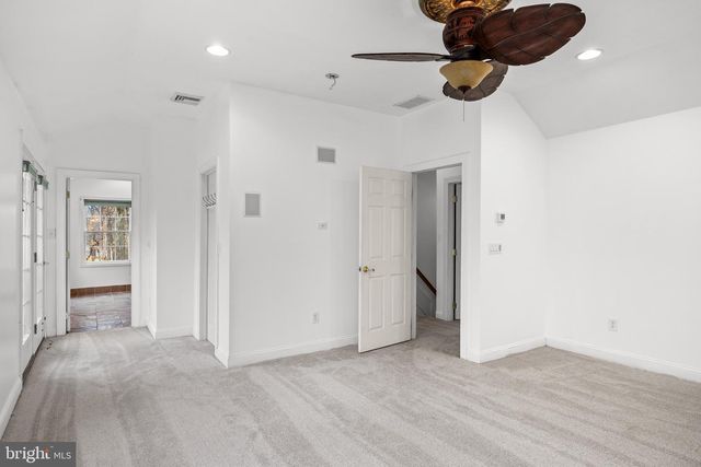 528 KETTLE RUN RD, Marlton, NJ 08053