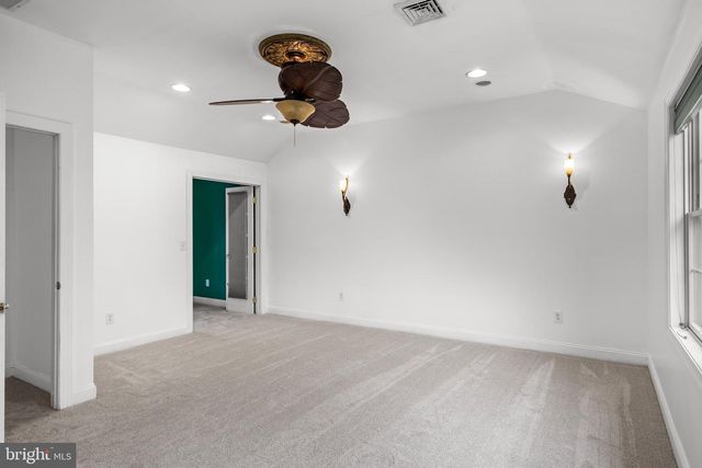 528 KETTLE RUN RD, Marlton, NJ 08053