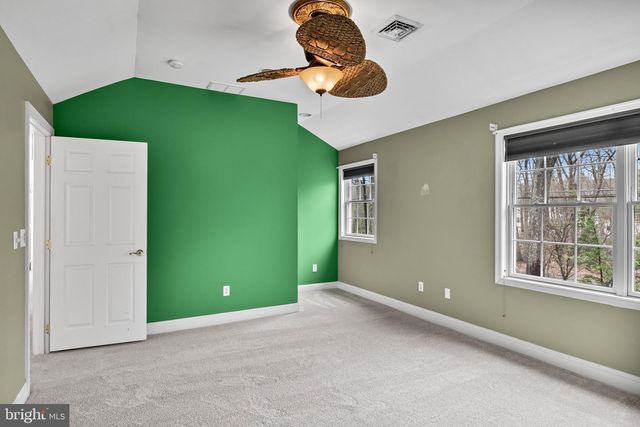 528 KETTLE RUN RD, Marlton, NJ 08053