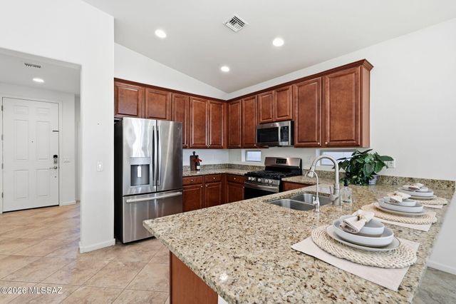 11313 E Squash Blossom Loop, Tucson, AZ 85747