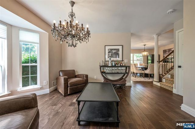 416 Green Mountain Road, Mahwah, NJ 07430