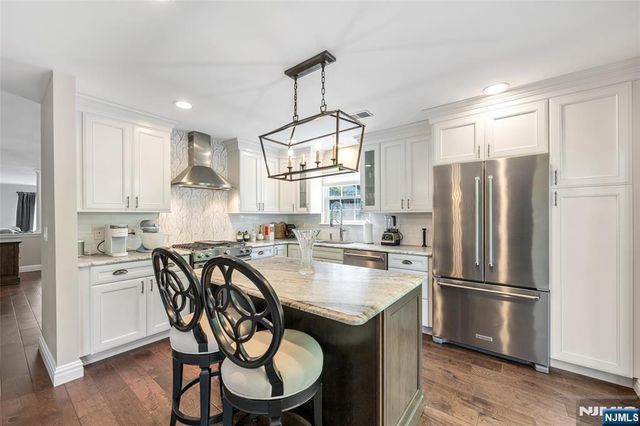 416 Green Mountain Road, Mahwah, NJ 07430