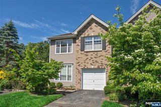 416 Green Mountain Road, Mahwah, NJ 07430
