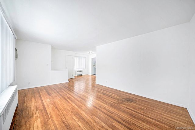 1346 Bell Blvd 211, Bayside, NY 11360