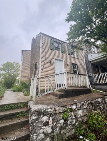 234 Filmore St, Phillipsburg Town, NJ 08865
