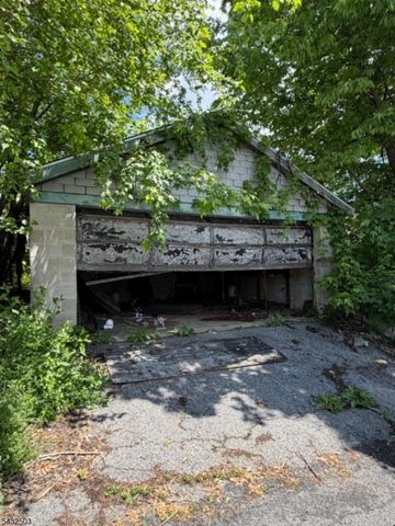 234 Filmore St, Phillipsburg Town, NJ 08865