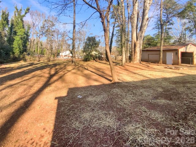 4661 Easthaven Drive, Charlotte, NC 28212