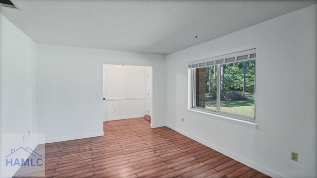 285 Knotty Pine Road, Jesup, GA 31545