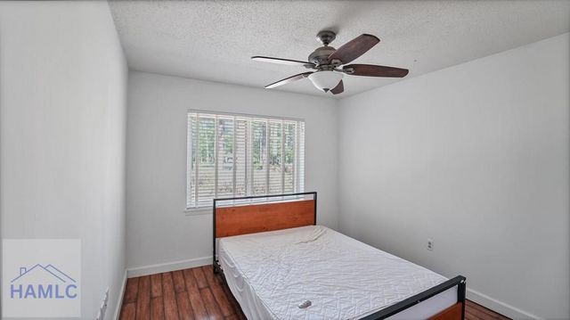 285 Knotty Pine Road, Jesup, GA 31545