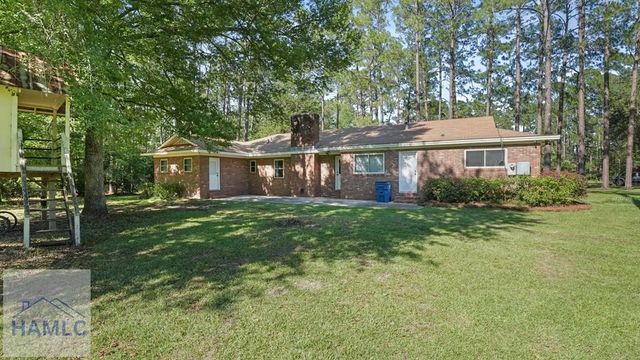 285 Knotty Pine Road, Jesup, GA 31545