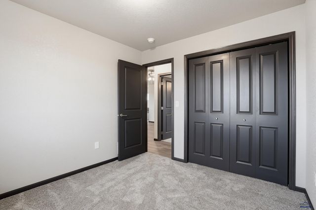 421 YELNER DR, Box Elder, SD 57719