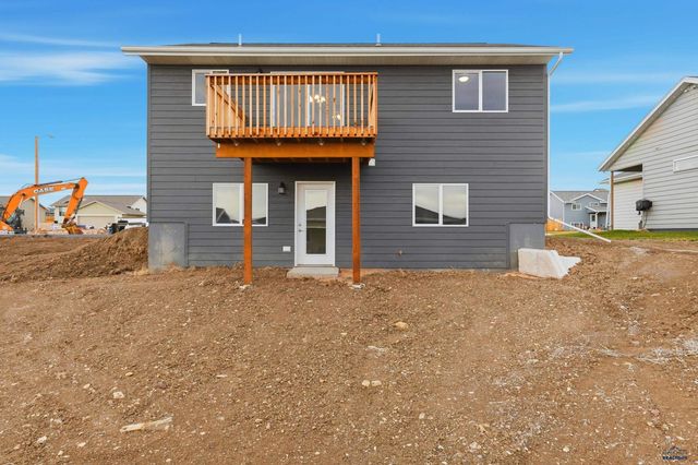 421 YELNER DR, Box Elder, SD 57719