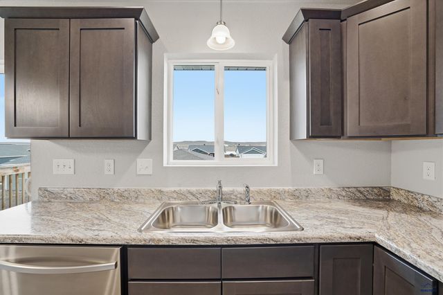 421 YELNER DR, Box Elder, SD 57719