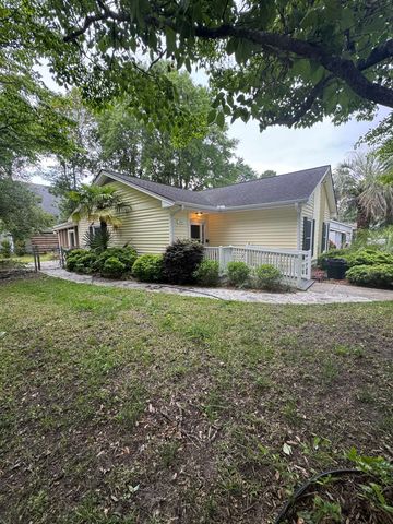 301 Stratford Pl., Murrells Inlet, SC 29576