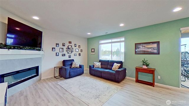 10378 Balto Road NW, Bremerton, WA 98311