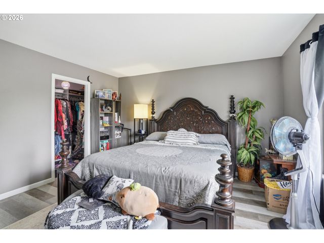 3518 Se 181ST Ave, Vancouver, WA 98683
