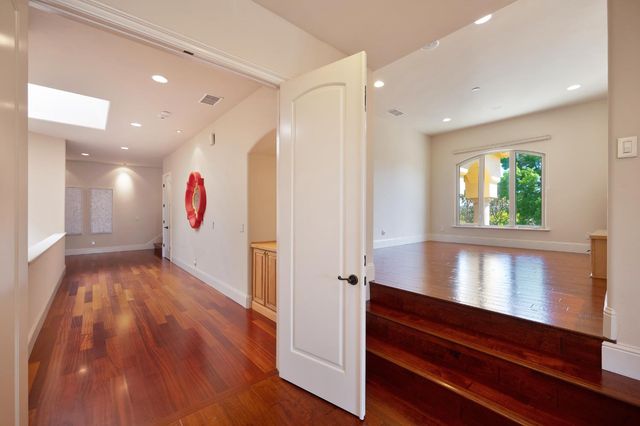 5037 Milton Ranch Rd, Shingle Springs, CA 95682